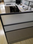 转让办公家具隔断